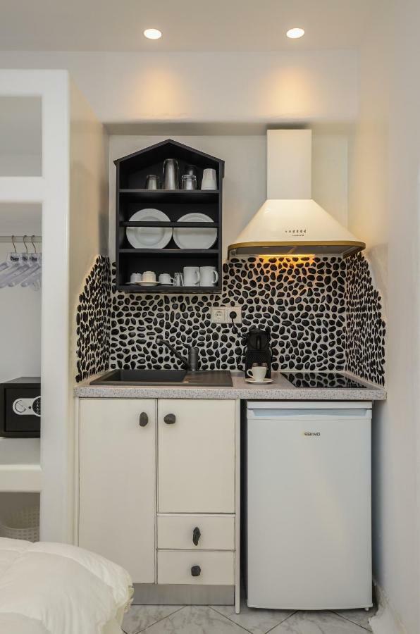 Naxos Evilion Luxury Apartments & Suites Naxos City エクステリア 写真
